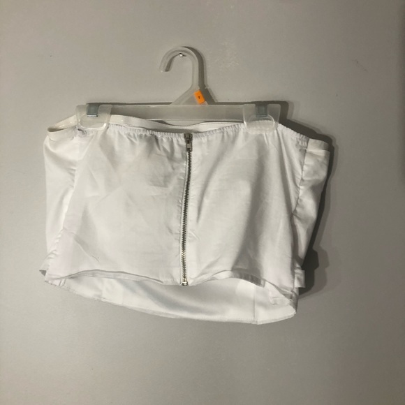 2 for 20!!! White tube top with a bow - Picture 3 of 3